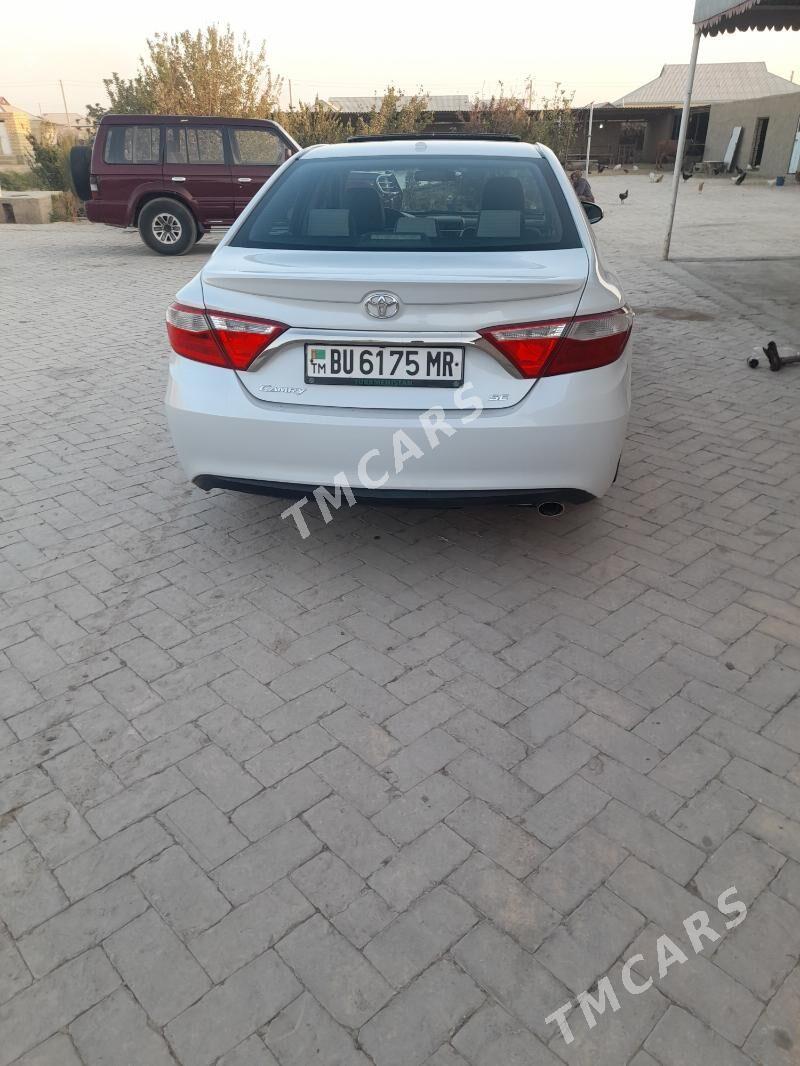 Toyota Camry 2017 - 250 000 TMT - Байрамали - img 3