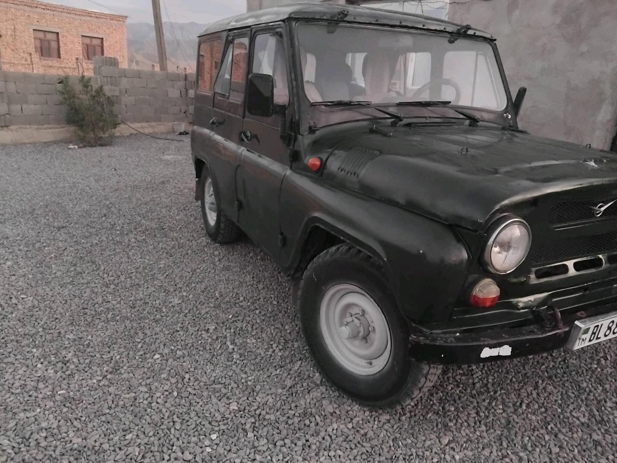 UAZ 469 1999 - 33 000 TMT - Bäherden - img 10