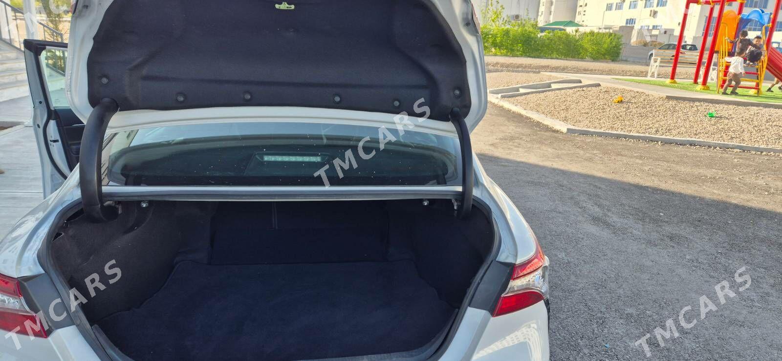 Toyota Camry 2022 - 320 000 TMT - Balkanabat - img 3