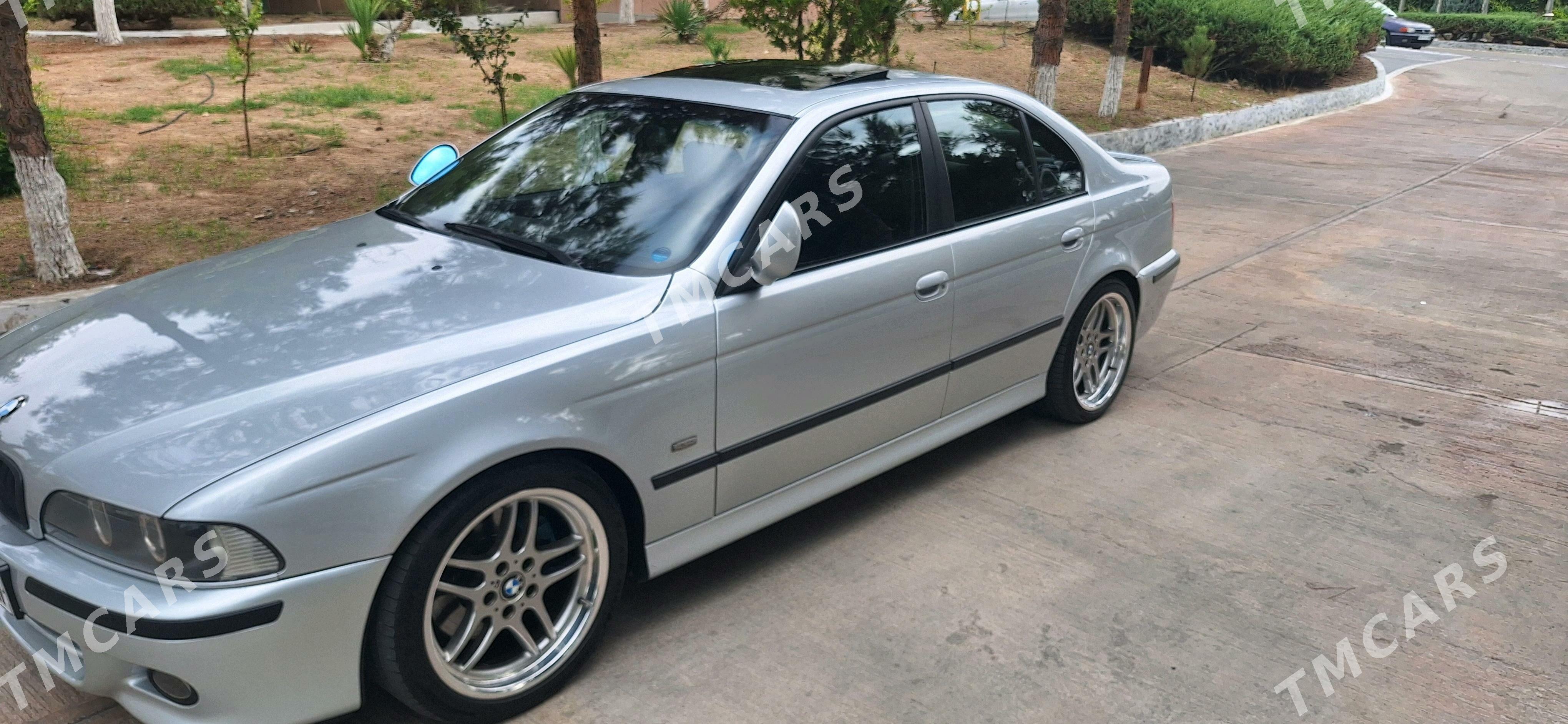 BMW E39 2002 - 200 000 TMT - Türkmenbaşy - img 3