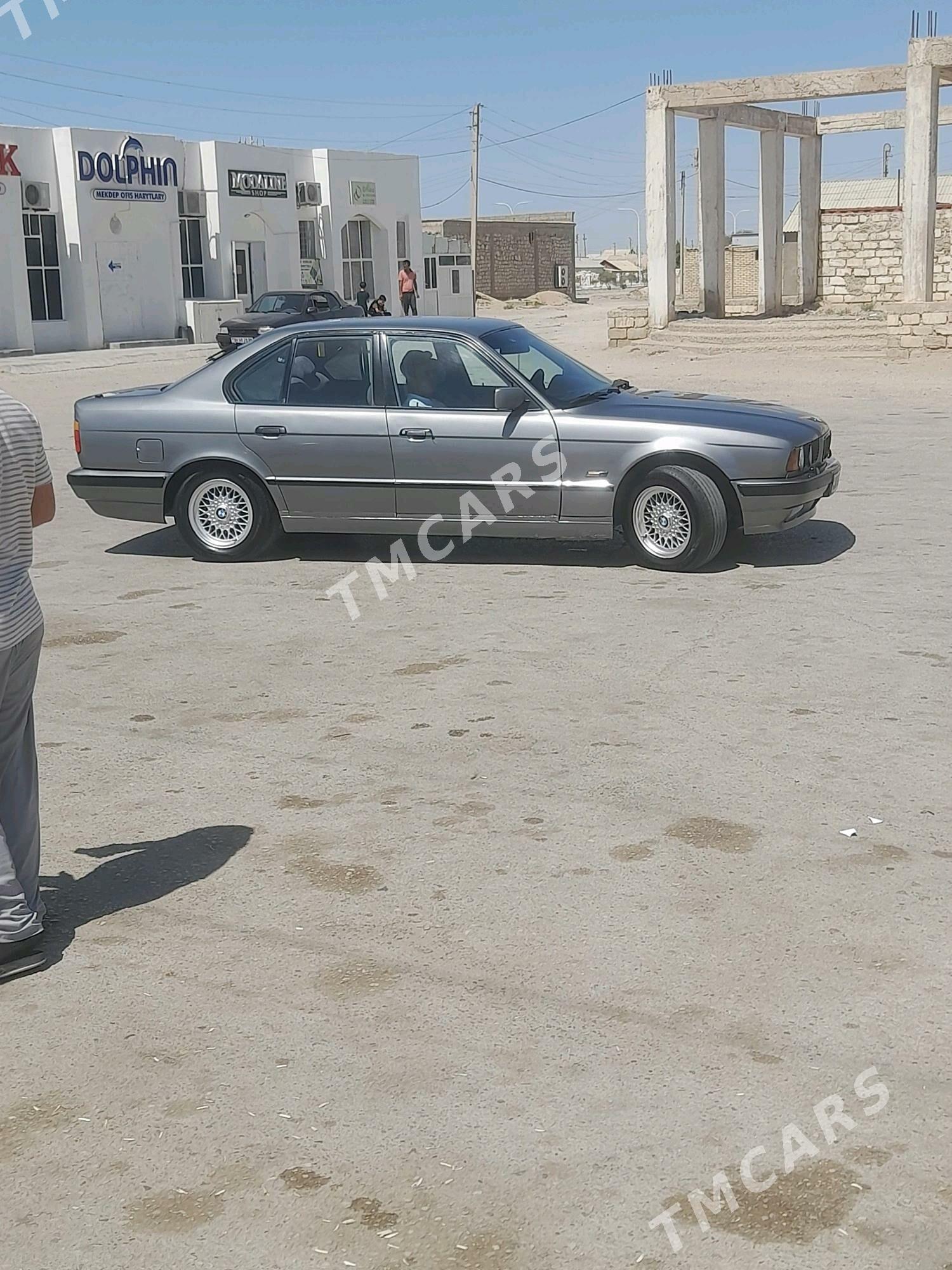 BMW 525 1990 - 65 000 TMT - Balkanabat - img 2