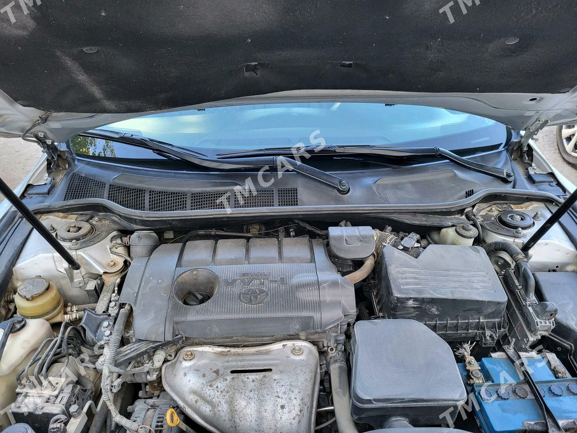 Toyota Camry 2011 - 190 000 TMT - Дашогуз - img 3