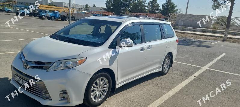 Toyota Sienna 2019 - 420 000 TMT - Ашхабад - img 5