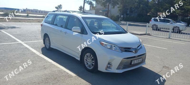 Toyota Sienna 2019 - 420 000 TMT - Ашхабад - img 7