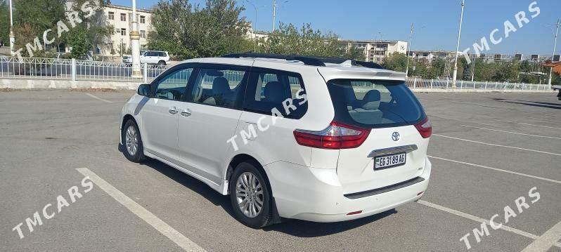 Toyota Sienna 2019 - 420 000 TMT - Ашхабад - img 10
