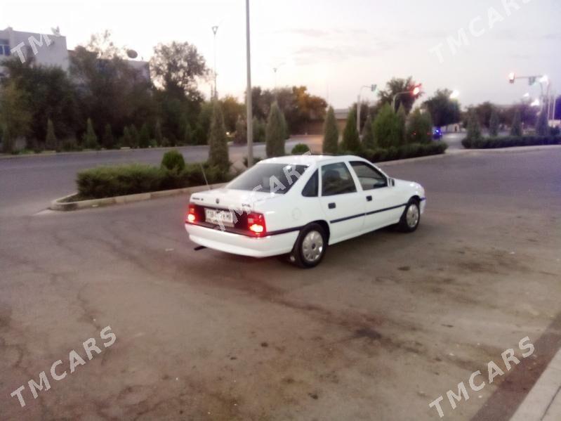 Opel Vectra 1993 - 34 000 TMT - Мары - img 6