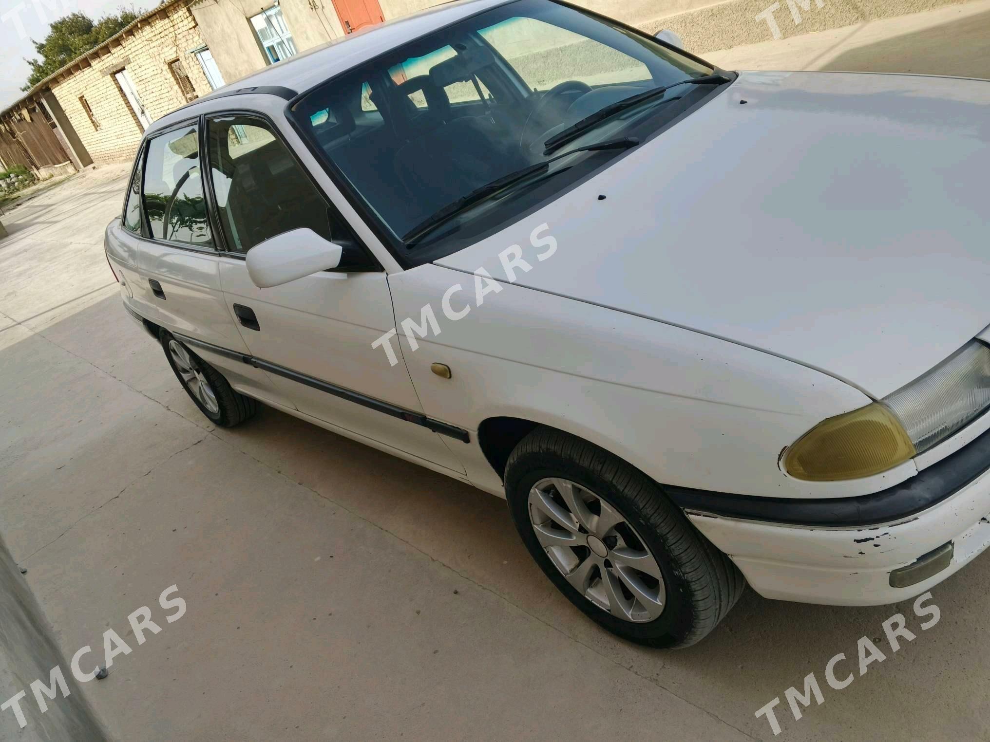 Opel Astra 1995 - 38 000 TMT - Кака - img 3