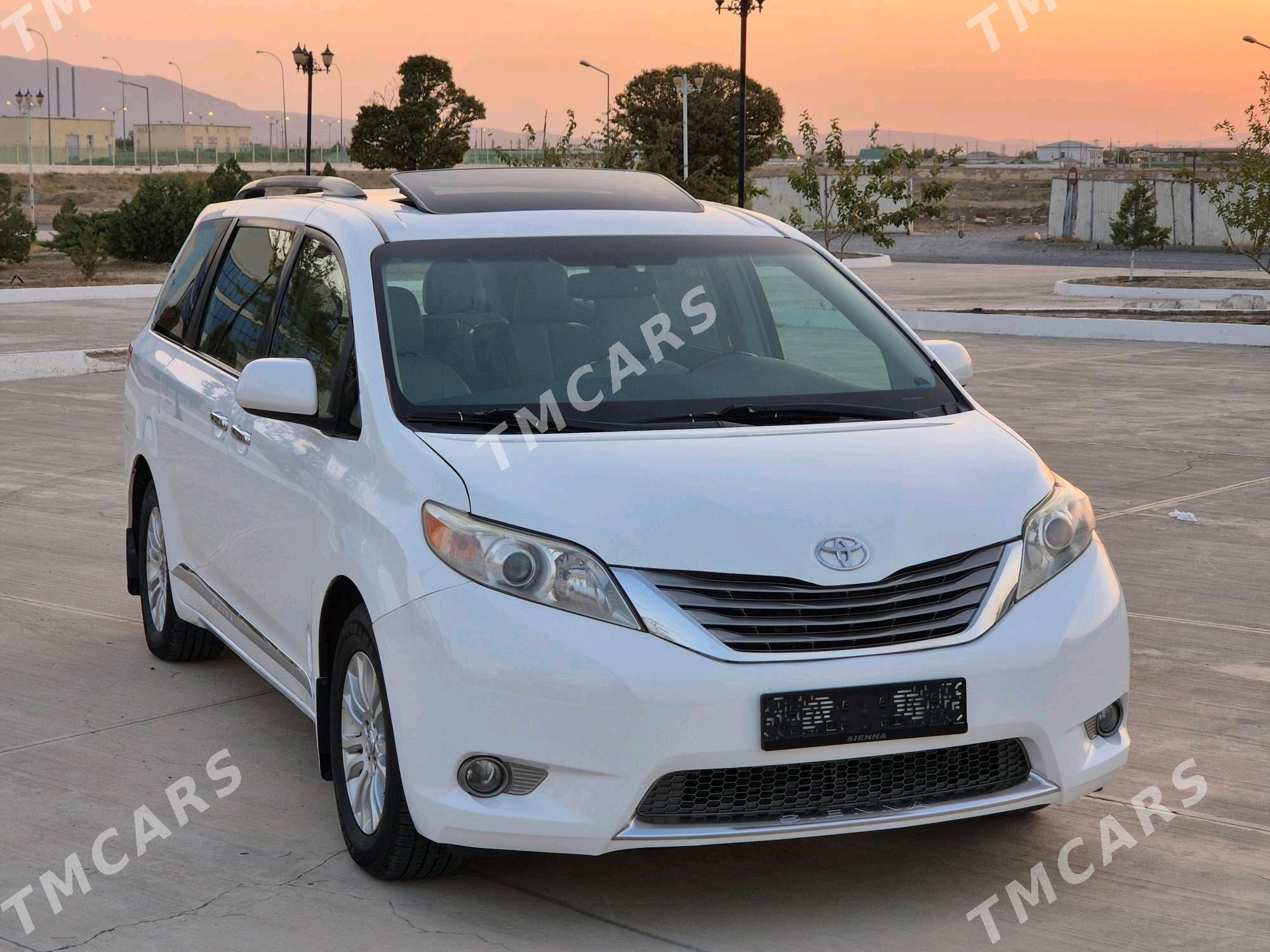 Toyota Sienna 2011 - 317 000 TMT - Гызыларбат - img 9