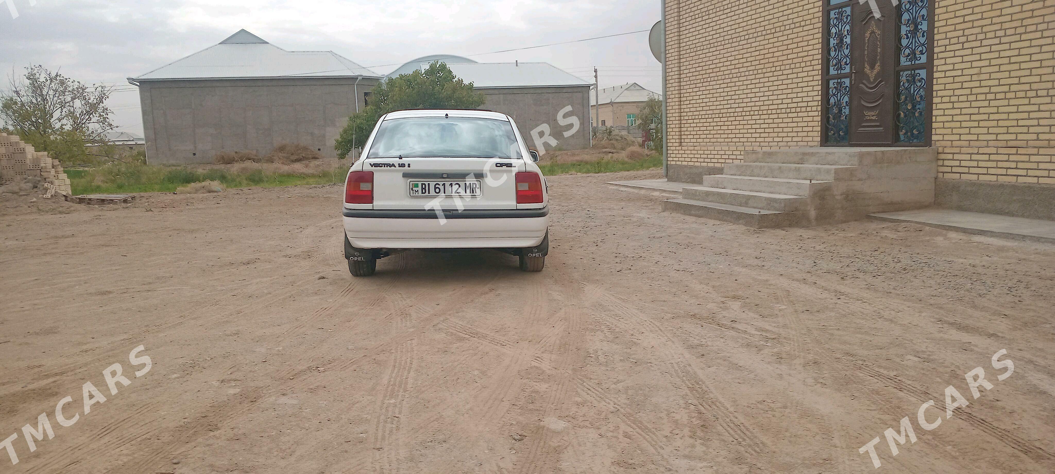 Opel Vectra 1991 - 25 000 TMT - Мургап - img 2