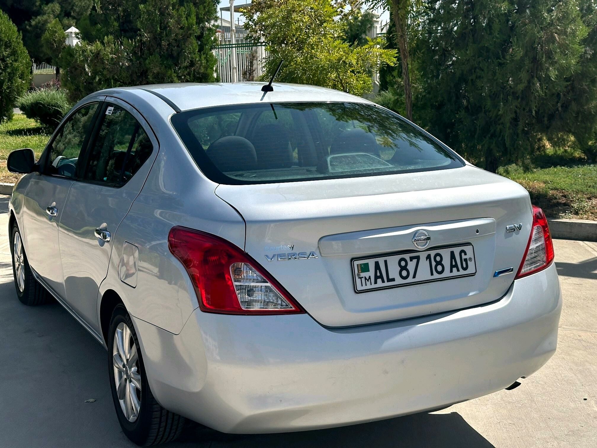 Nissan Versa 2012 - 103 000 TMT - Ашхабад - img 8