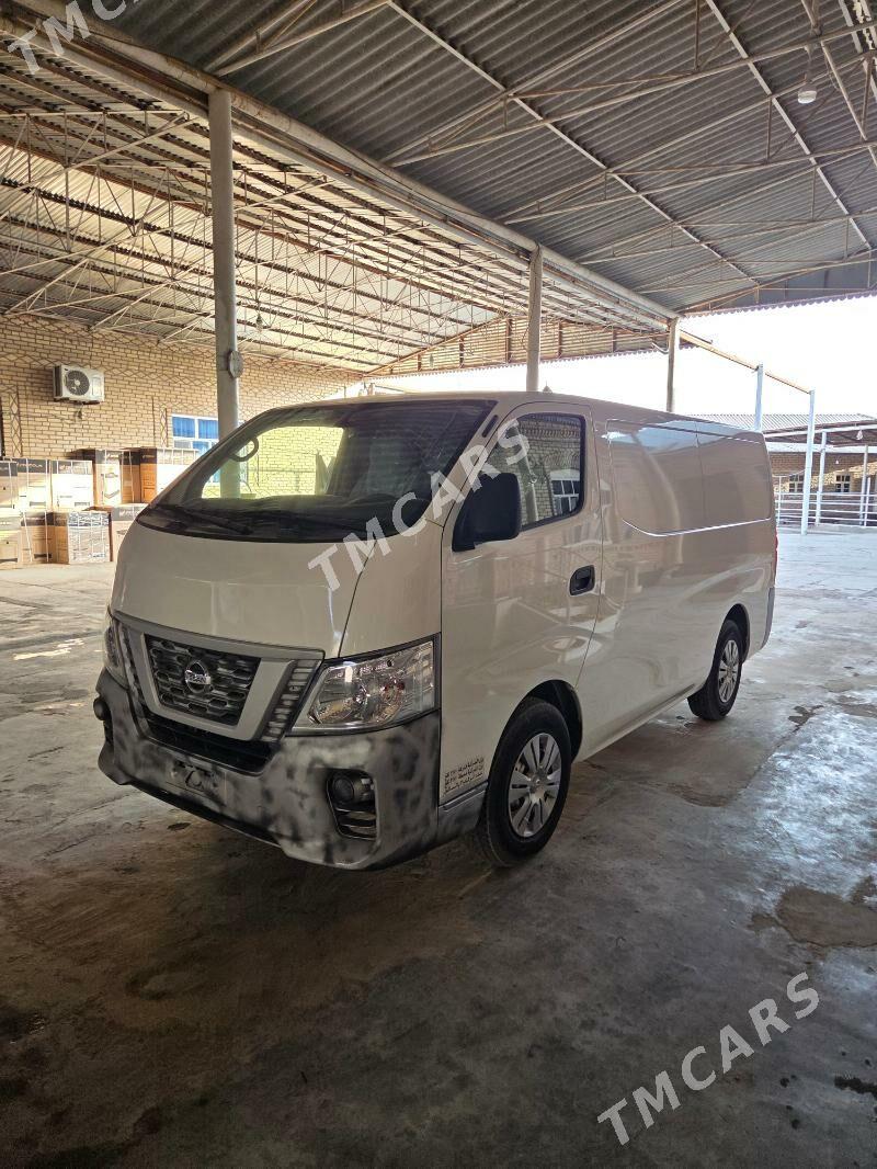 Nissan Urvan 2021 - 323 000 TMT - Mary - img 3