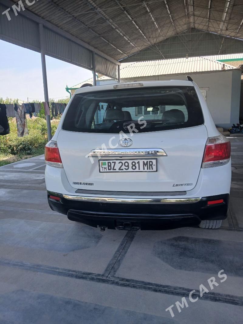 Toyota Highlander 2011 - 300 000 TMT - Мургап - img 2