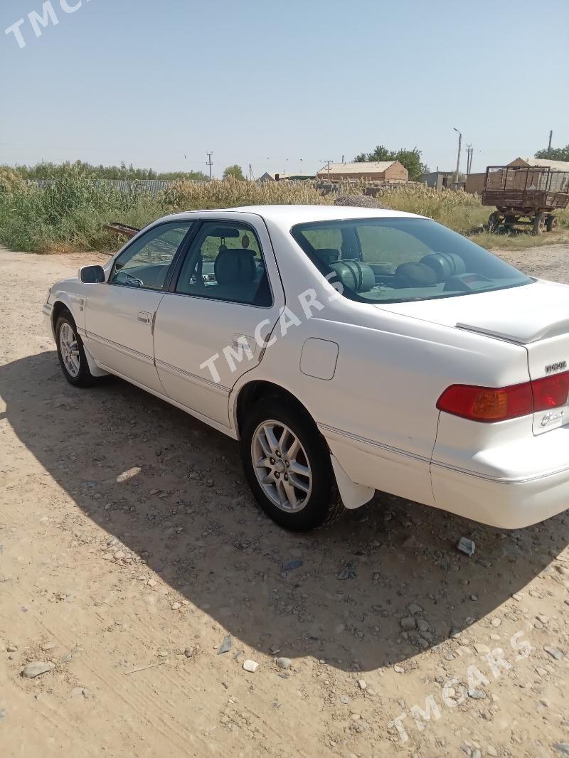 Toyota Camry 1997 - 125 000 TMT - Бабадайхан - img 2