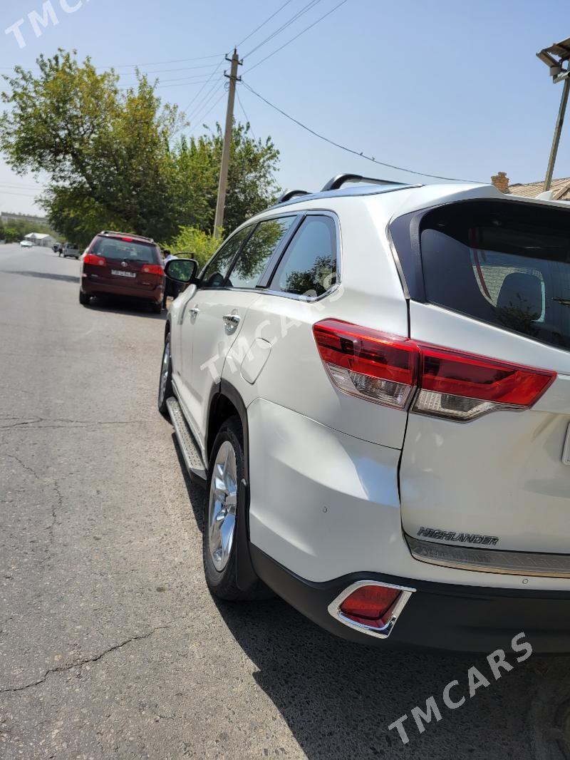 Toyota Highlander 2019 - 530 000 TMT - Мары - img 4