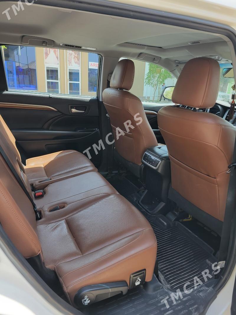 Toyota Highlander 2019 - 530 000 TMT - Мары - img 5