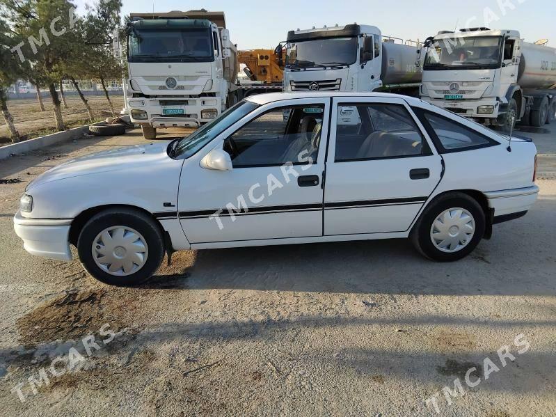 Opel Vectra 1989 - 35 000 TMT - Änew - img 3