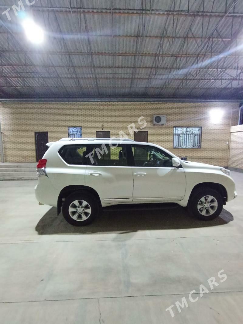 Toyota Land Cruiser Prado 2012 - 540 000 TMT - Мары - img 7