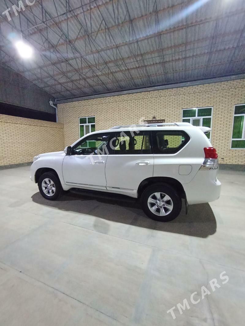 Toyota Land Cruiser Prado 2012 - 540 000 TMT - Мары - img 9