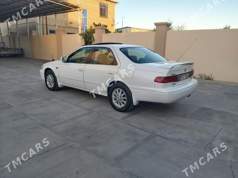 Toyota Camry 2001 - 165 000 TMT - Чарджоу - img 3