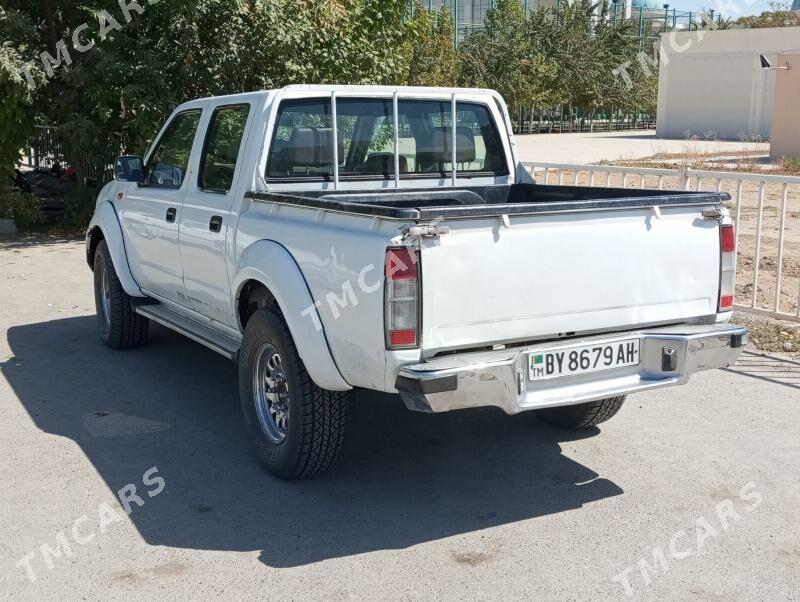 Nissan Navara 2011 - 104 000 TMT - Gökdepe - img 3