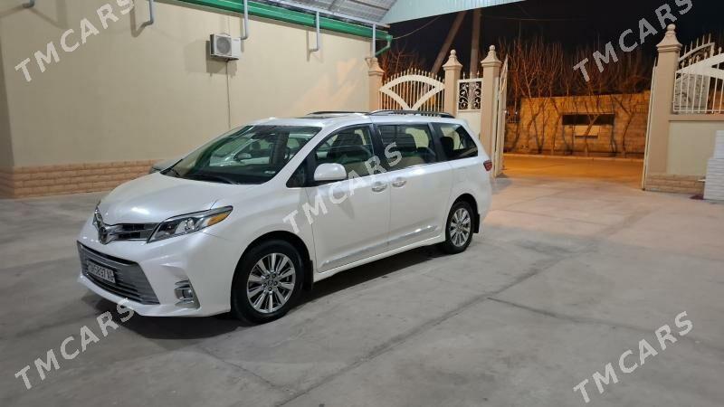 Toyota Sienna 2019 - 500 000 TMT - Ашхабад - img 7