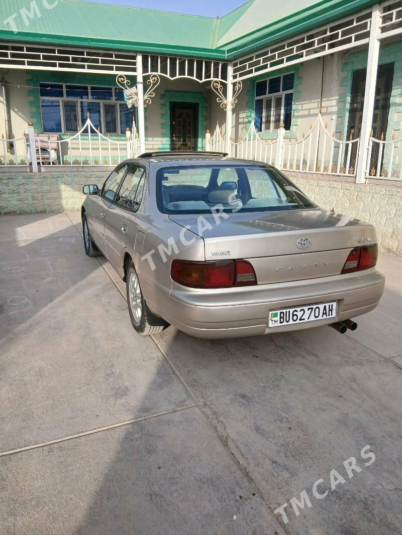 Toyota Camry 1994 - 90 000 TMT - Кака - img 3