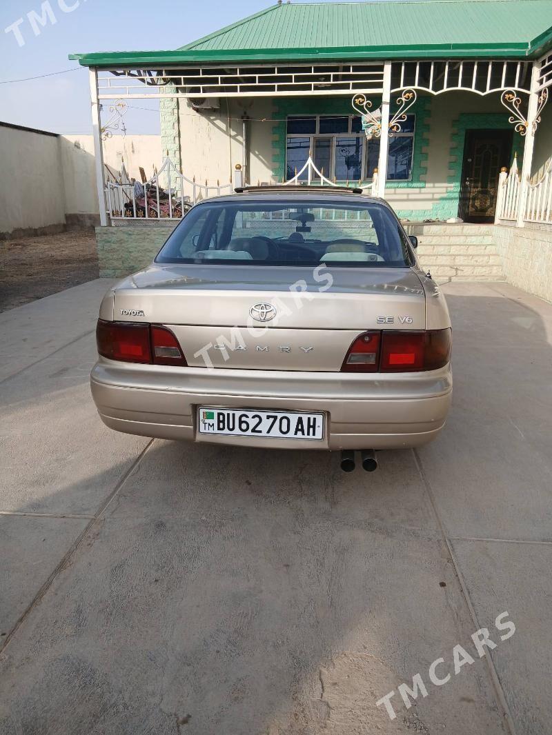 Toyota Camry 1994 - 90 000 TMT - Кака - img 7