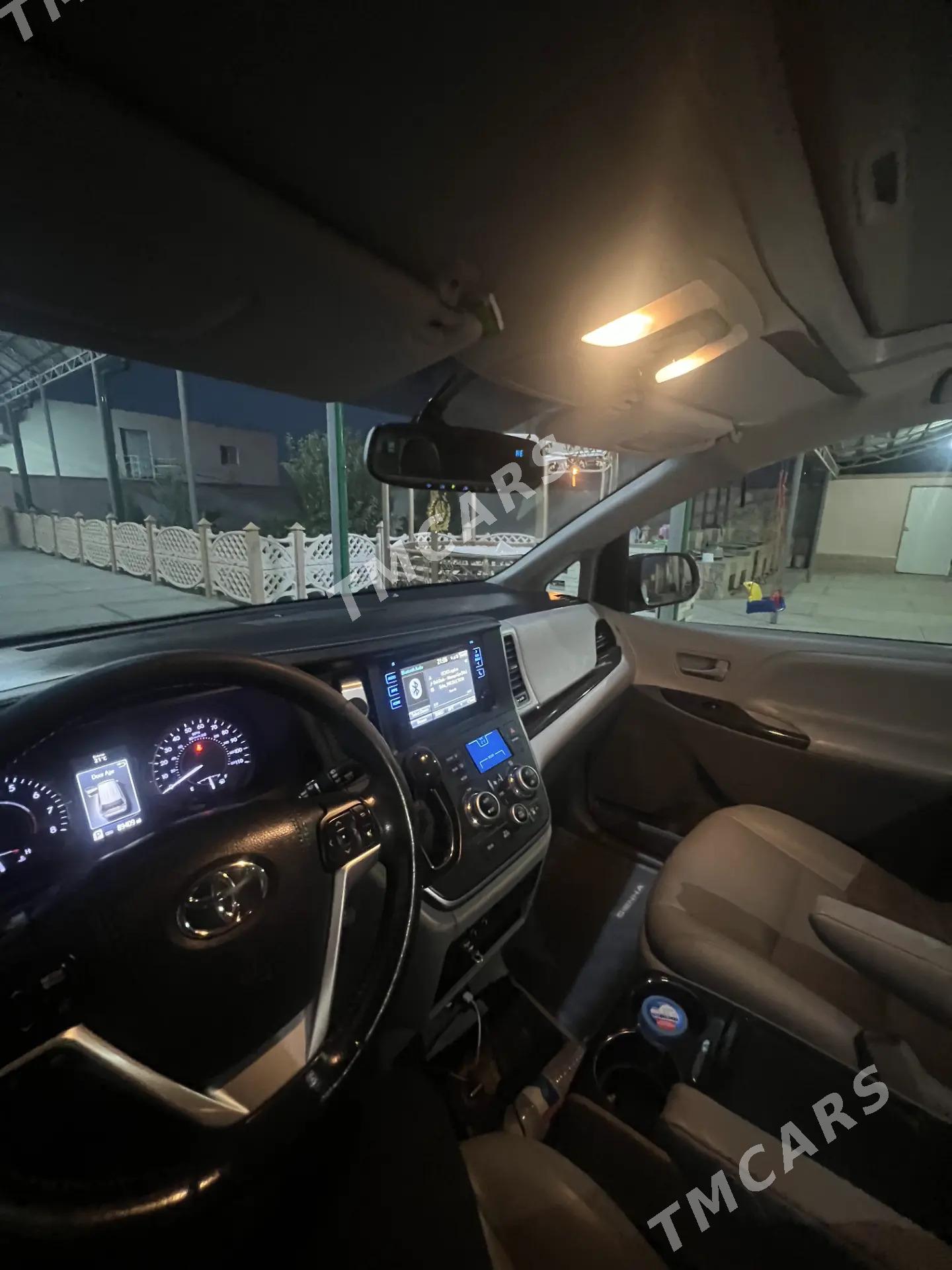 Toyota Sienna 2016 - 420 000 TMT - Gökdepe - img 9
