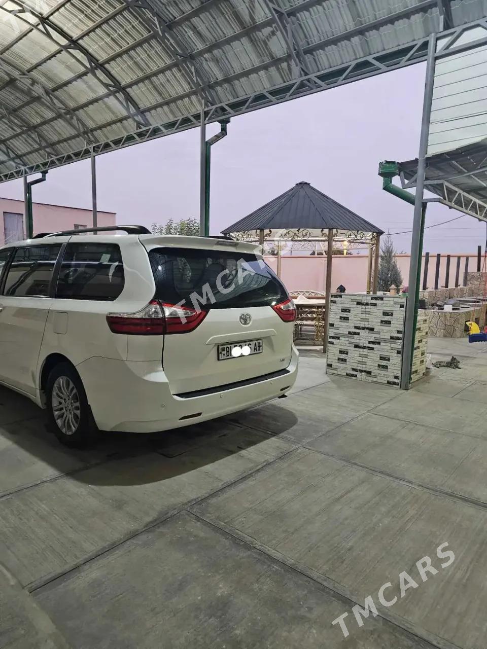Toyota Sienna 2016 - 420 000 TMT - Gökdepe - img 8