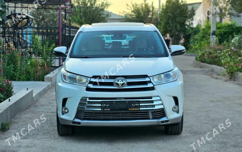 Toyota Highlander 2018 - 510 000 TMT - Daşoguz - img 8