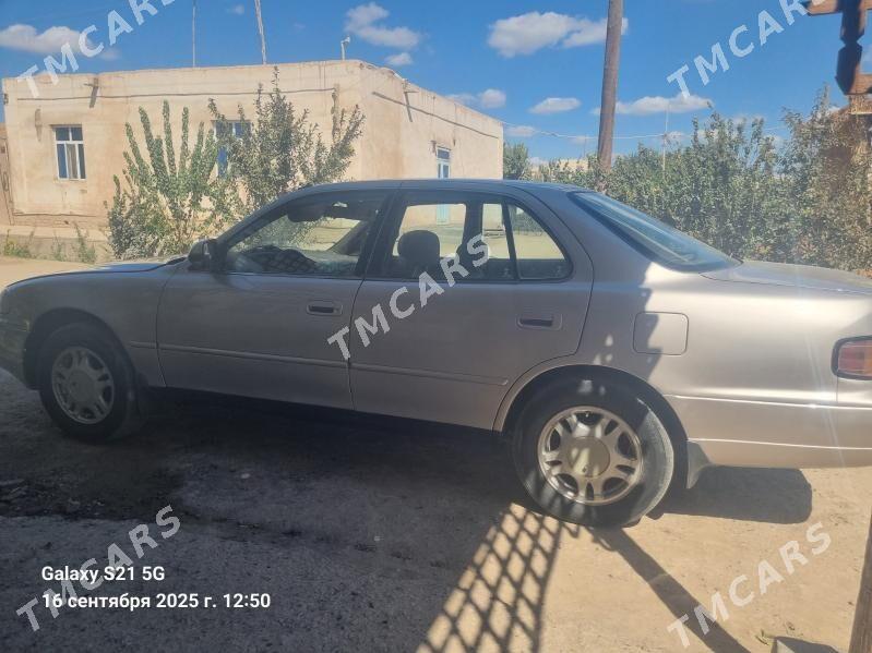 Toyota Camry 1993 - 79 000 TMT - Gurbansoltan Eje - img 3