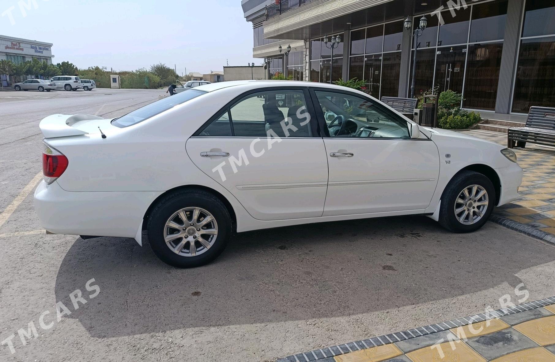 Toyota Camry 2005 - 150 000 TMT - Mary - img 4