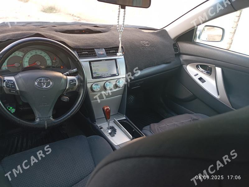 Toyota Camry 2007 - 170 000 TMT - Теджен - img 3