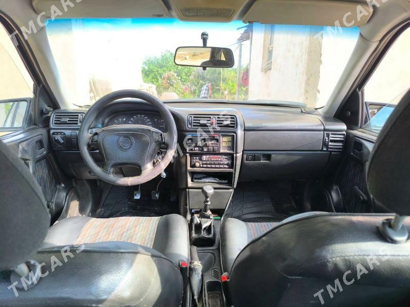 Opel Vectra 1994 - 36 000 TMT - Дашогуз - img 5