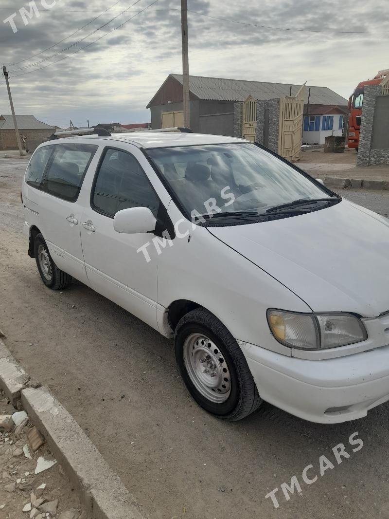 Toyota Sienna 1999 - 120 000 TMT - Балканабат - img 4