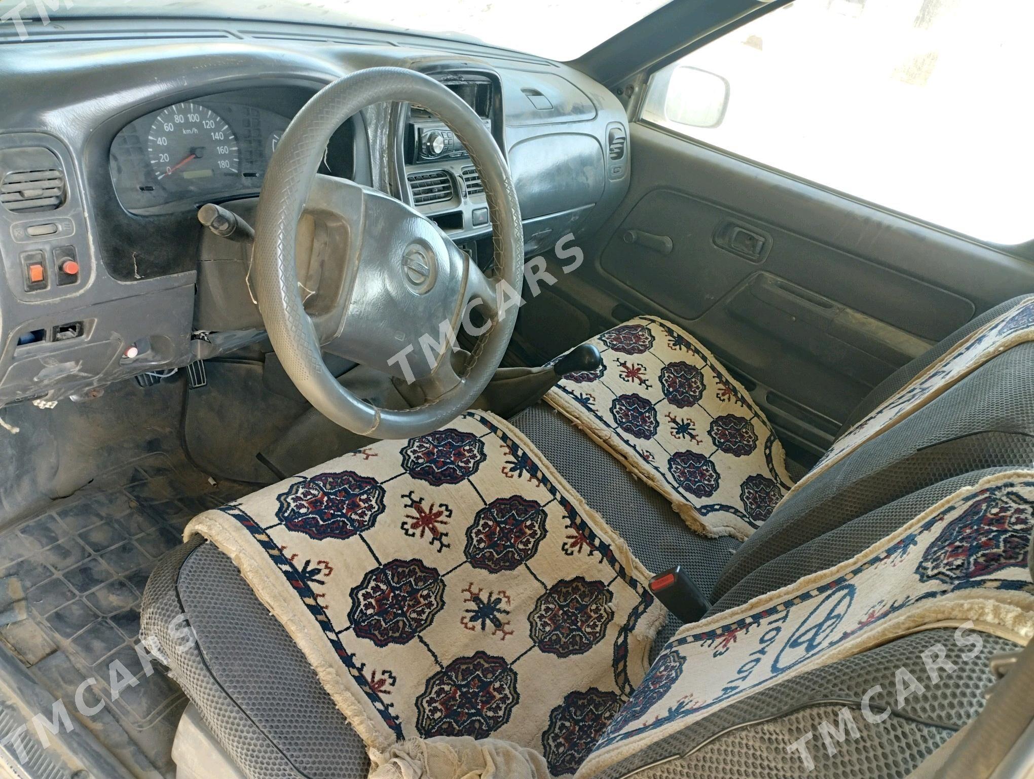 Nissan Navara 2002 - 60 000 TMT - Sakarçäge - img 4