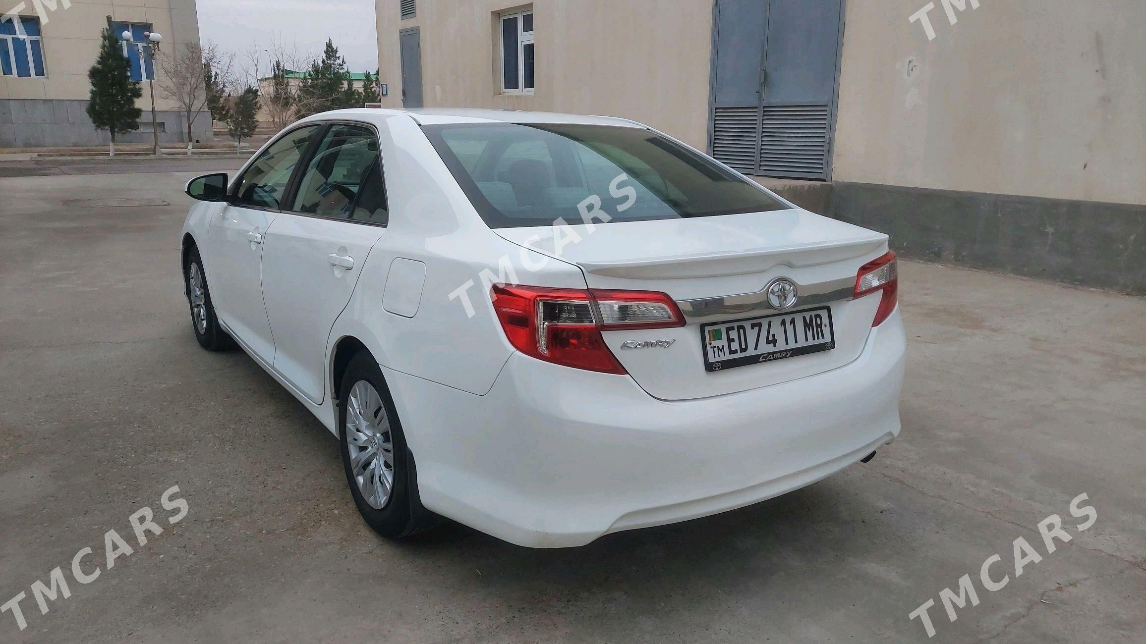 Toyota Camry 2014 - 220 000 TMT - Мары - img 3