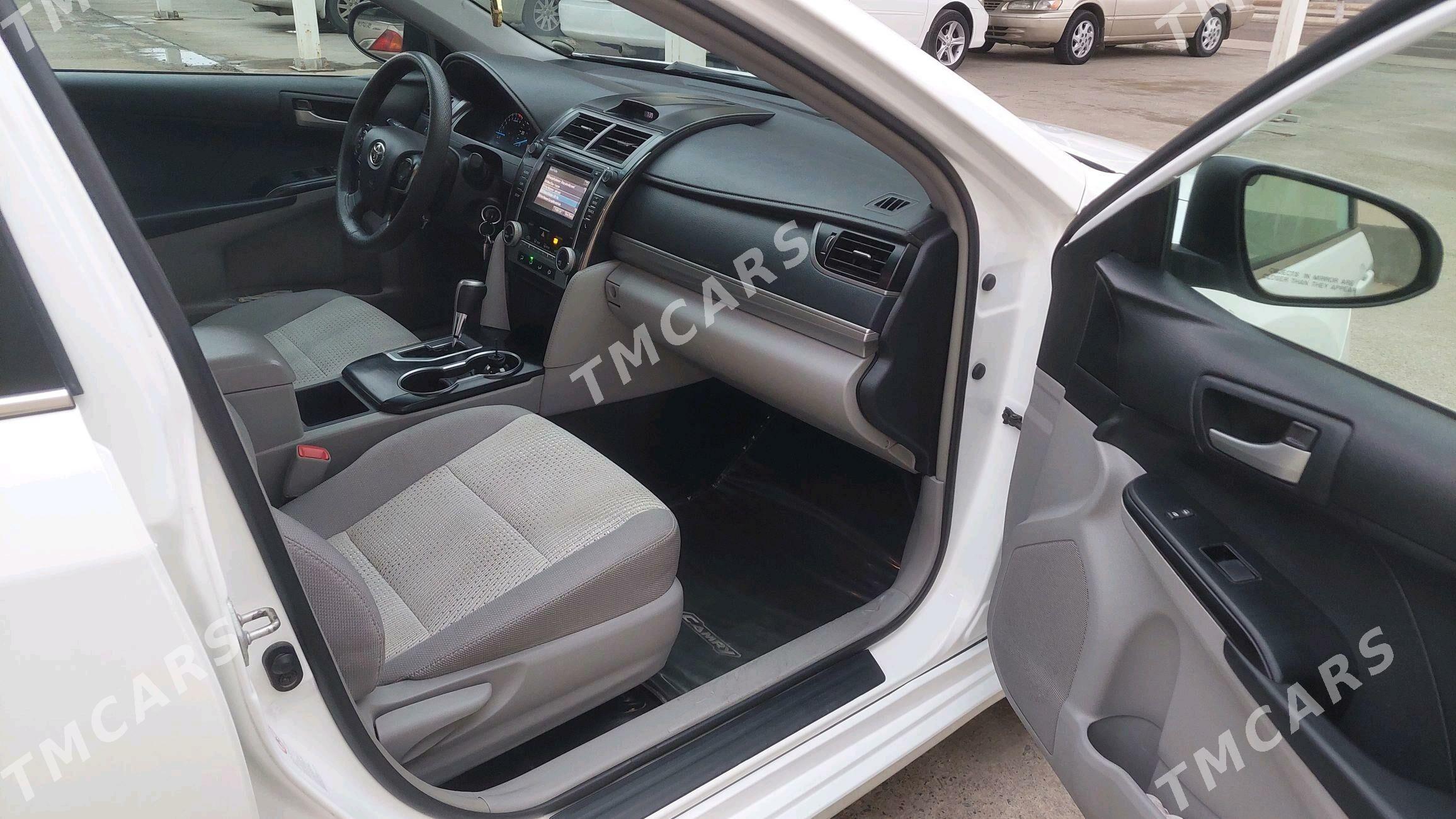 Toyota Camry 2014 - 220 000 TMT - Мары - img 5