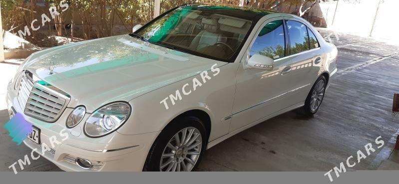 Mercedes-Benz E350 2009 - 200 000 TMT - Гурбансолтан Едже - img 10