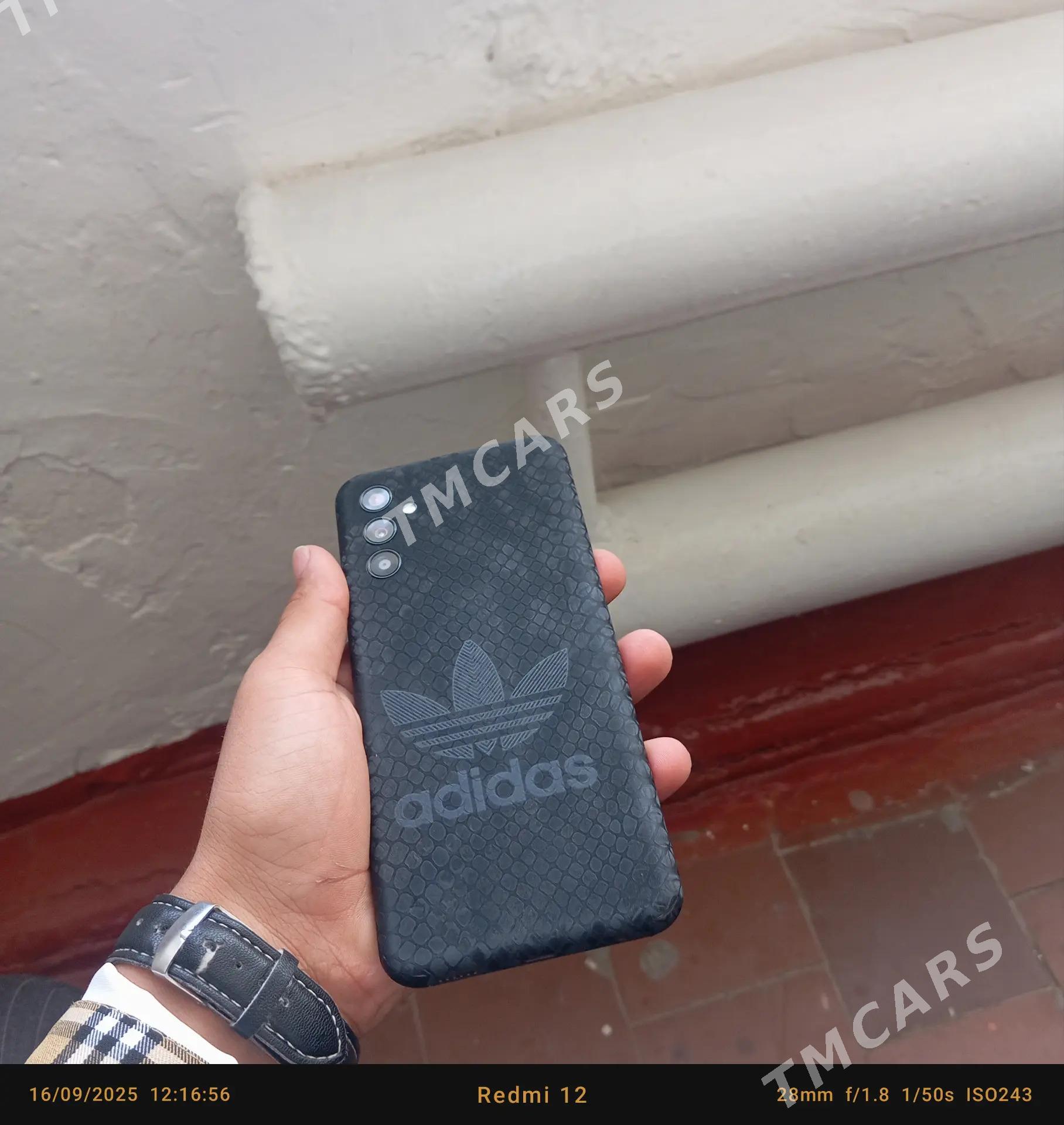 Samsung m 13 - Бахарден - img 3