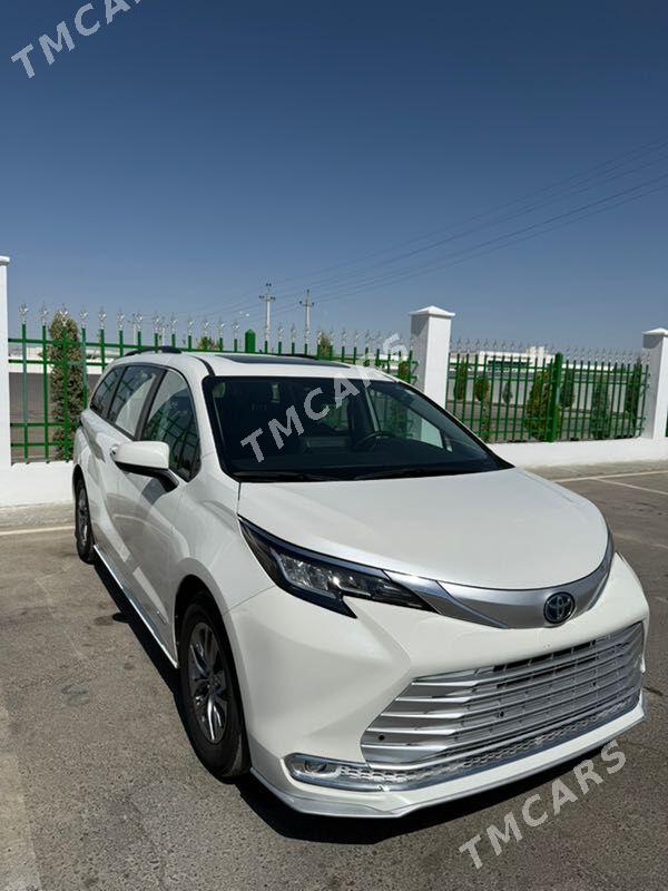 Toyota Sienna 2021 - 520 000 TMT - Ашхабад - img 5