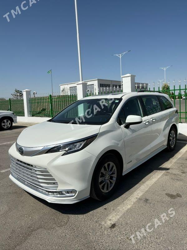 Toyota Sienna 2021 - 520 000 TMT - Ашхабад - img 2