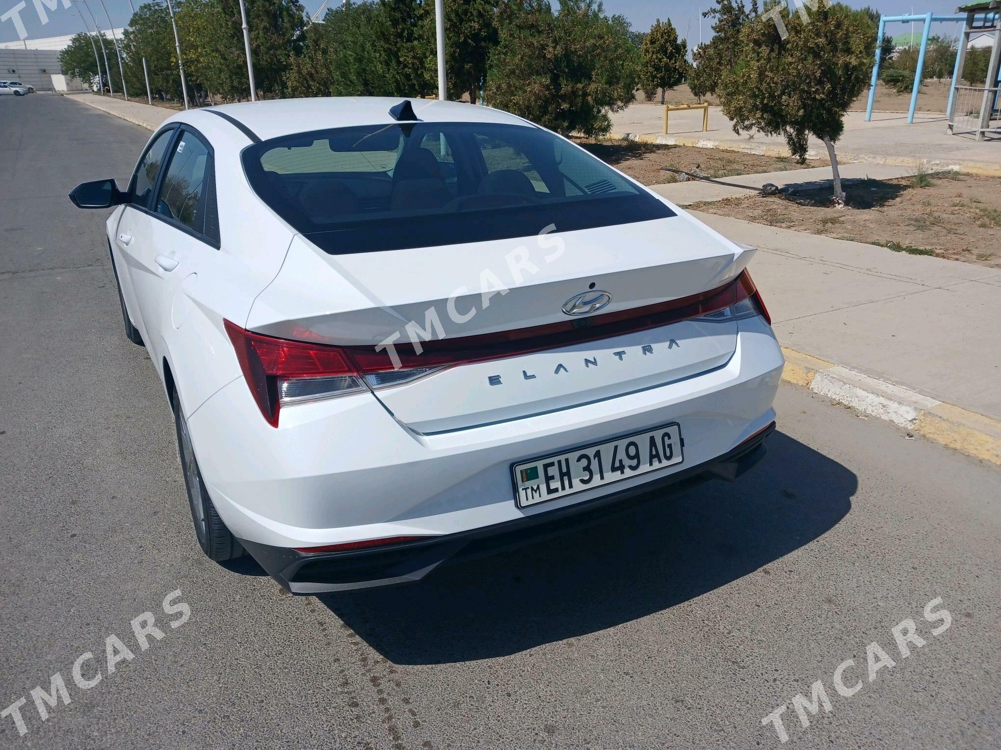 Hyundai Elantra 2021 - 236 000 TMT - Ашхабад - img 4
