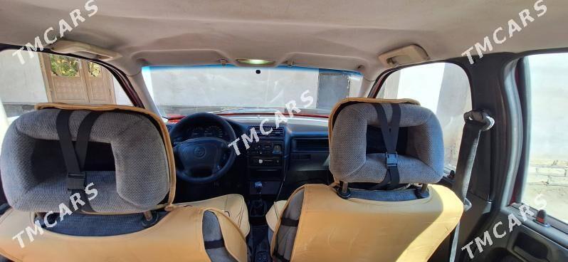 Opel Vectra 1995 - 38 000 TMT - Губадаг - img 4