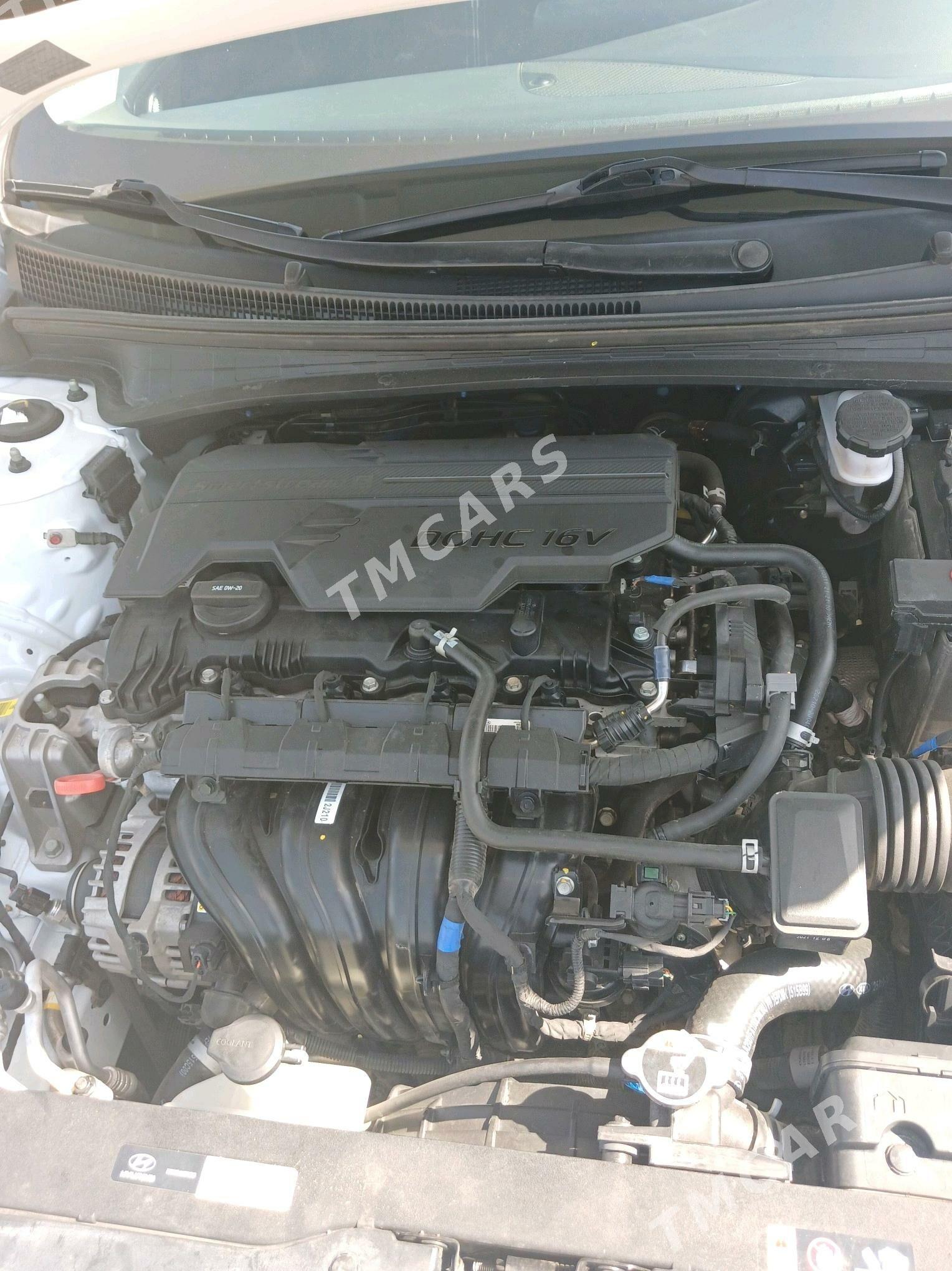 Hyundai Elantra 2021 - 236 000 TMT - Ашхабад - img 6