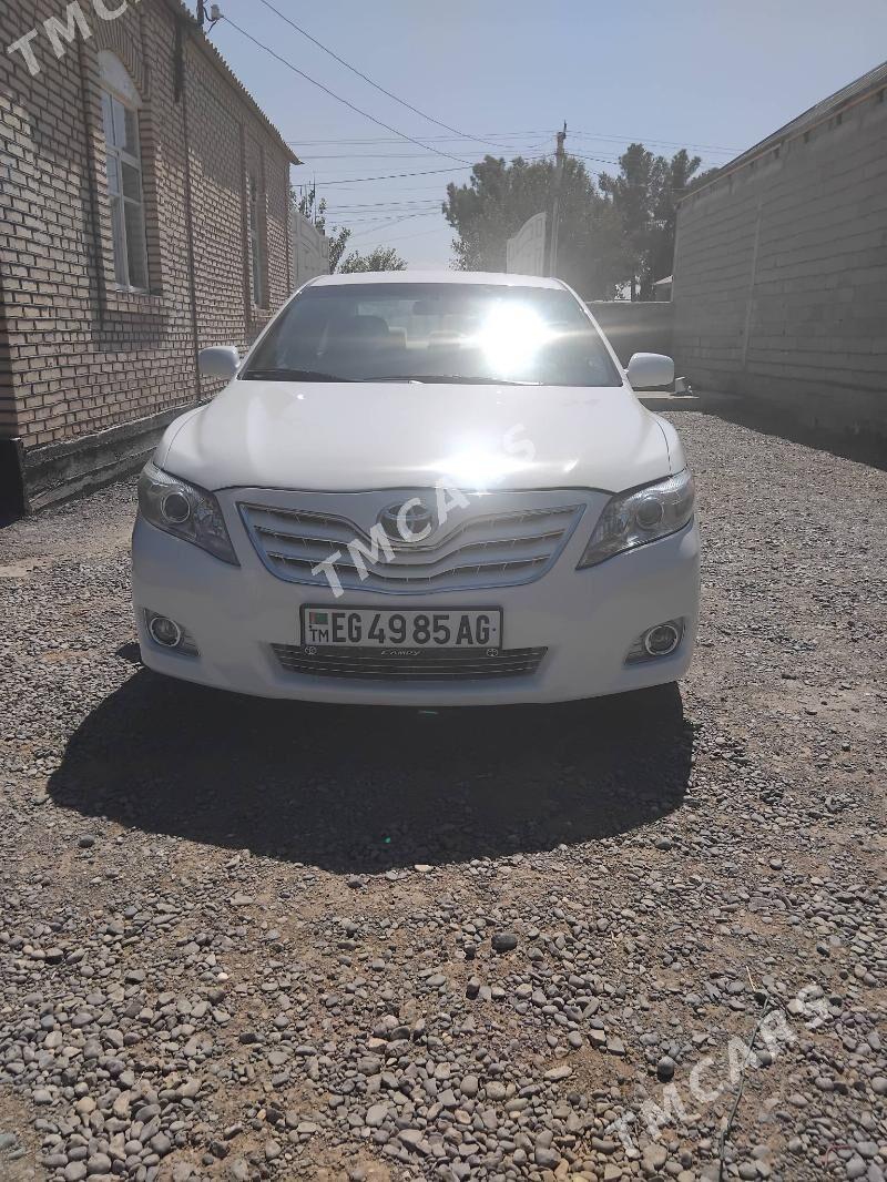 Toyota Camry 2010 - 185 000 TMT - Garadamak - img 4
