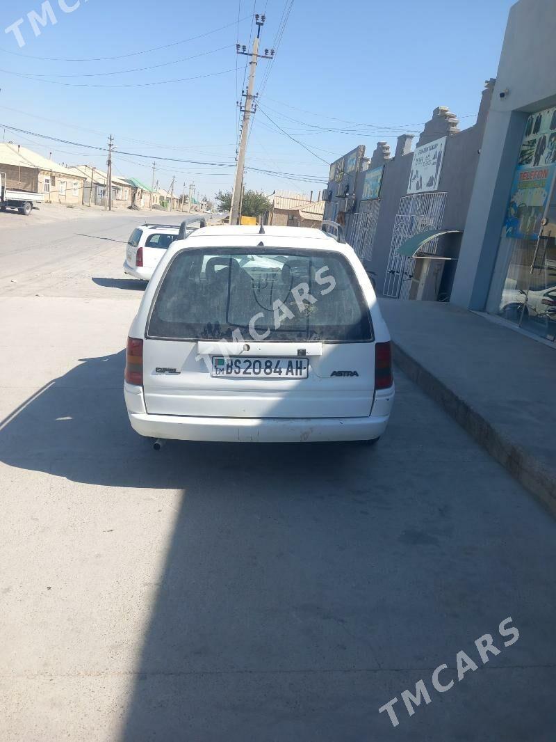 Opel Astra 1995 - 45 000 TMT - Бахарден - img 3