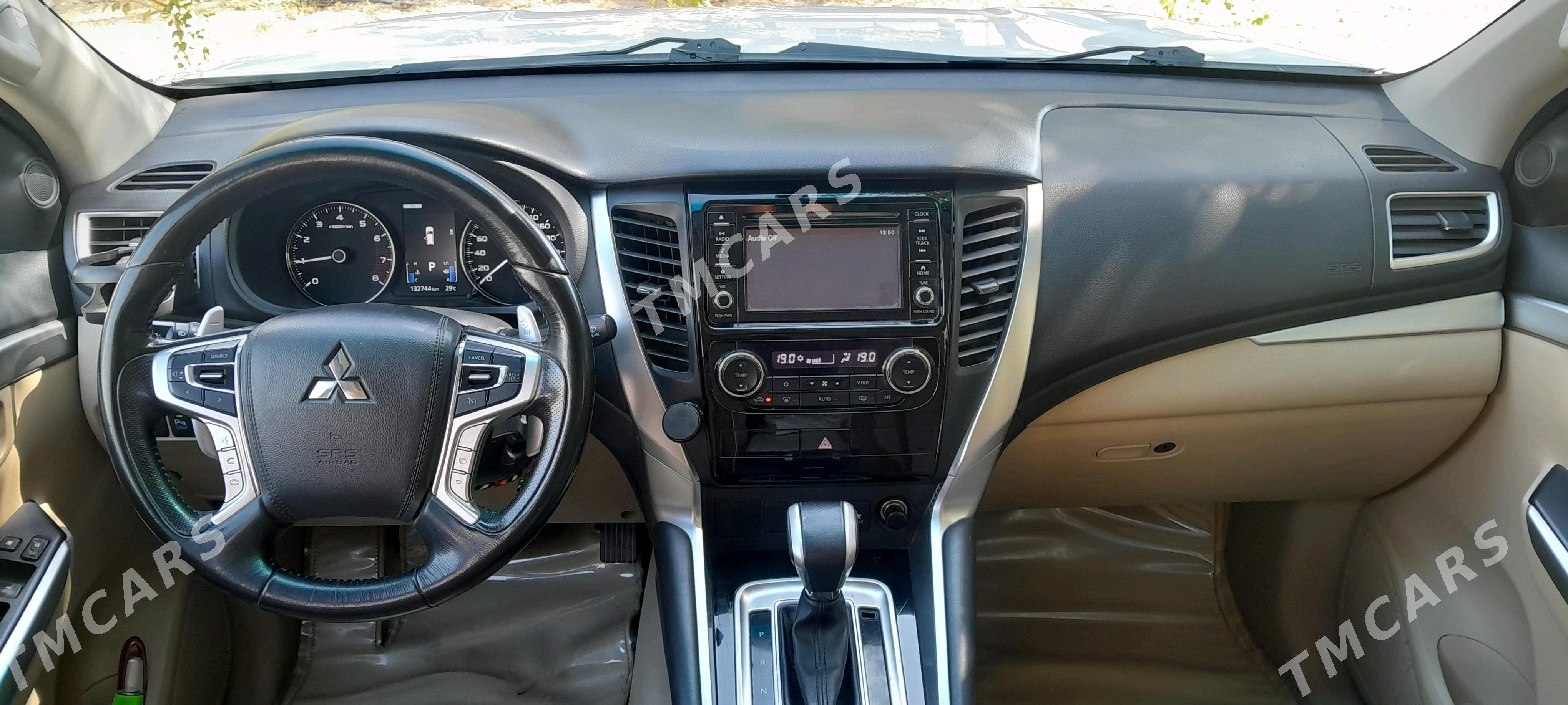 Mitsubishi Montero Sport 2019 - 365 000 TMT - Bäherden - img 8