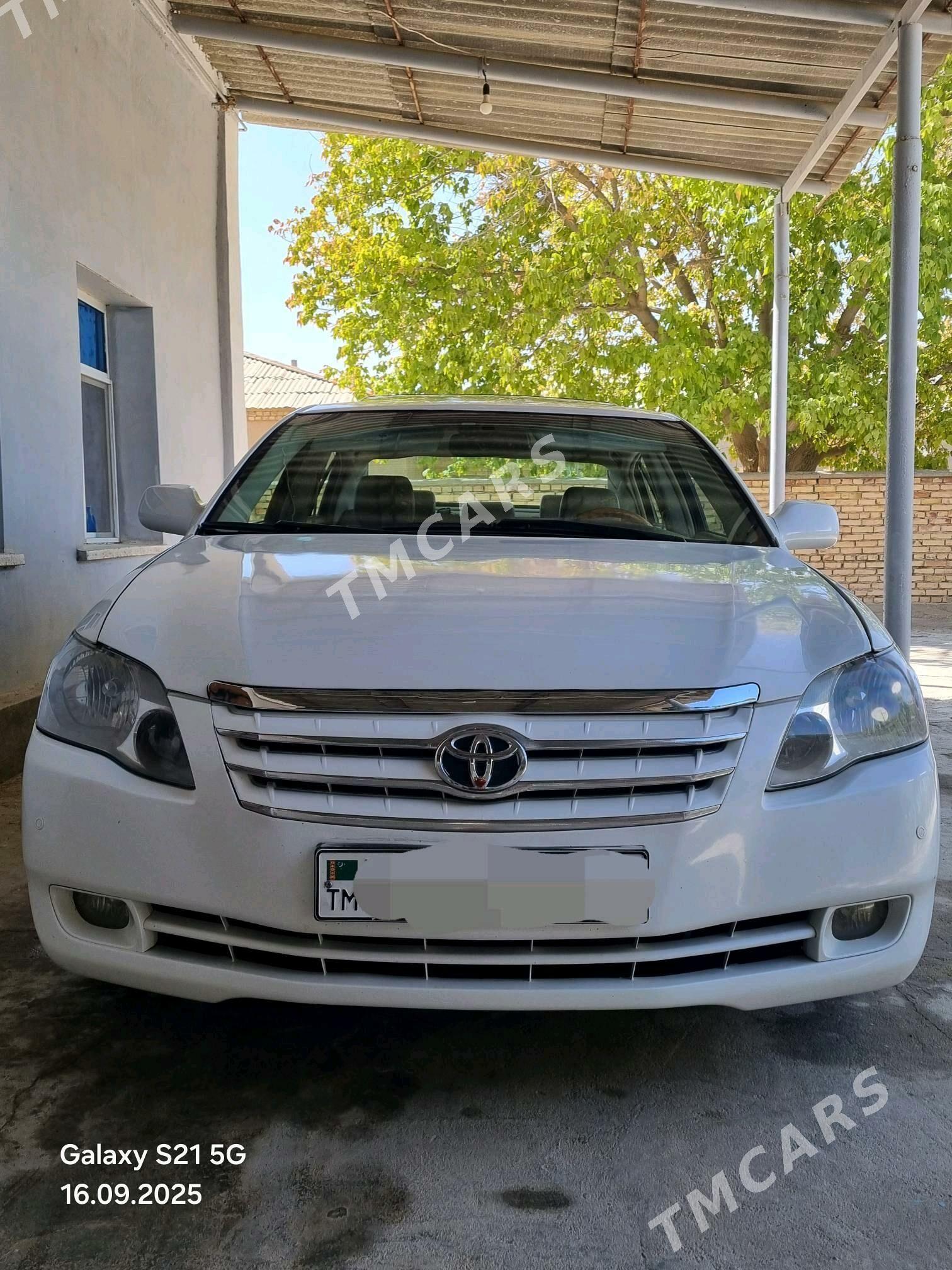 Toyota Avalon 2005 - 170 000 TMT - Кака - img 3