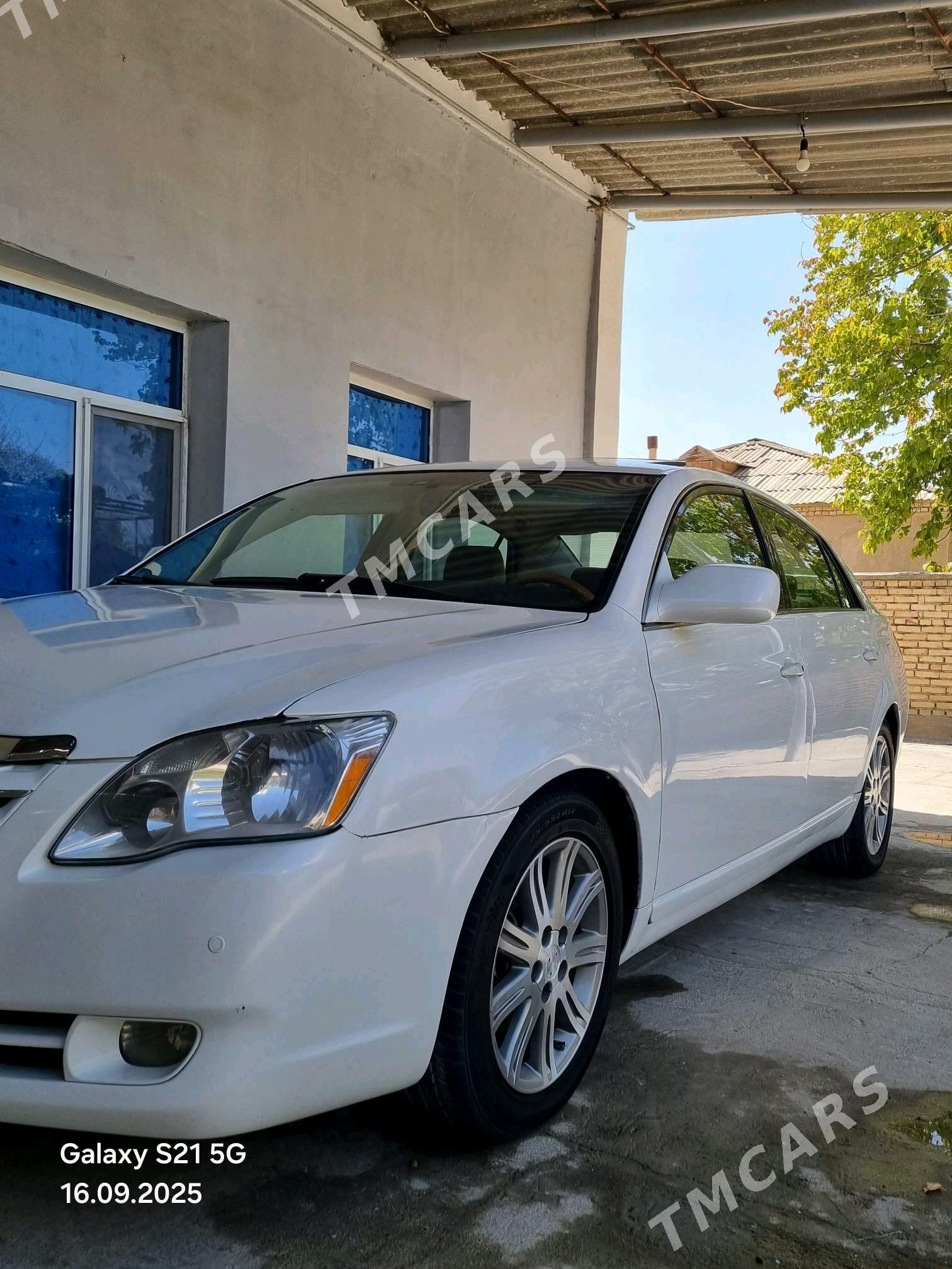 Toyota Avalon 2005 - 170 000 TMT - Кака - img 7